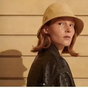 Hermes | Accessories | Calvi Seashell Bucket Hat Rose Azalee  display picture 3